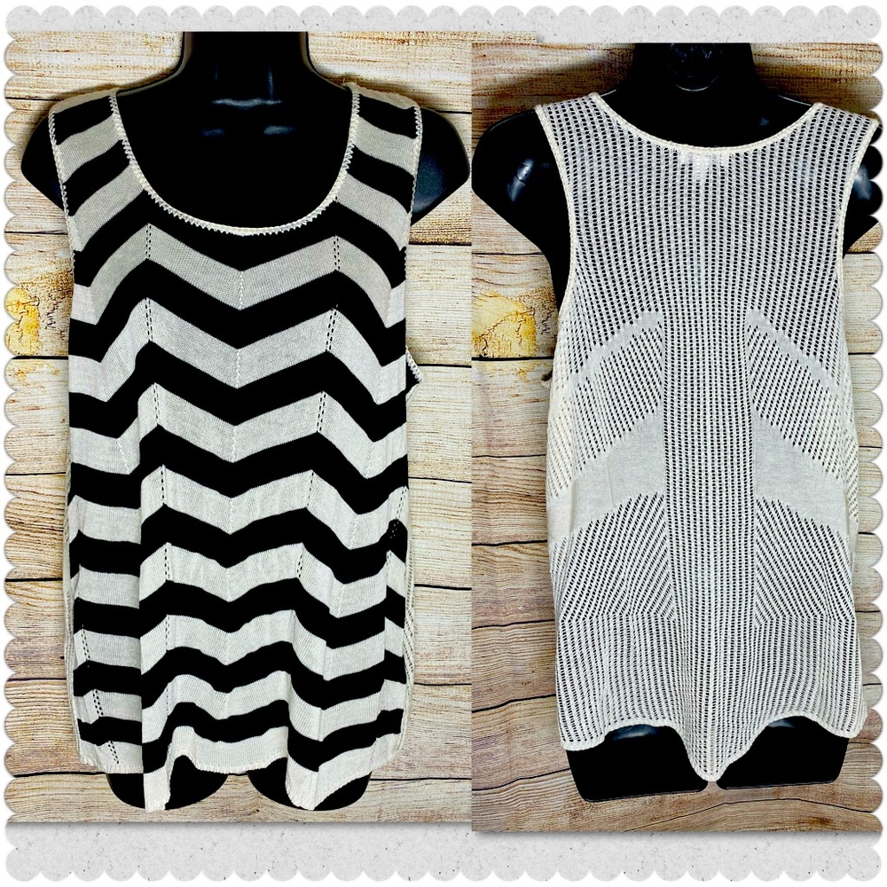 Nwt Charming Charlie Mallory Chevron Knit Tank black and white size large